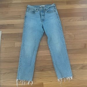 Levi’s wedgie straight size 27, light wash